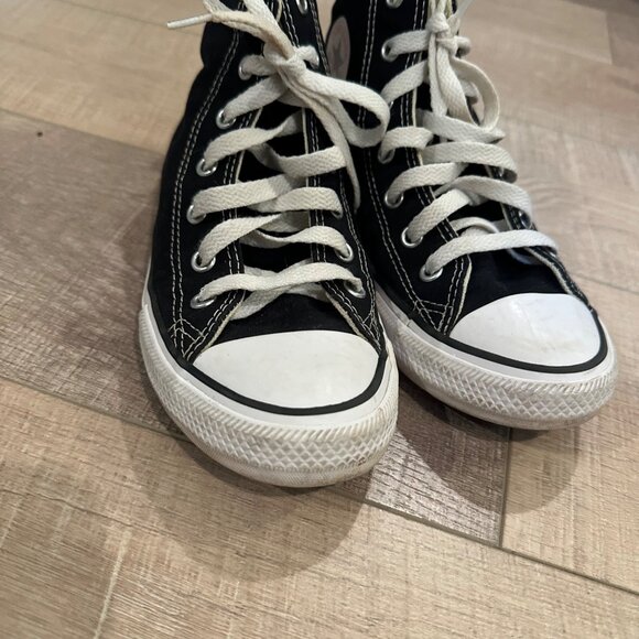 CONVERSE YOUTH SIZE 2 BLACK HIGH TOP SNEAKERS SHOES - Picture 3 of 9